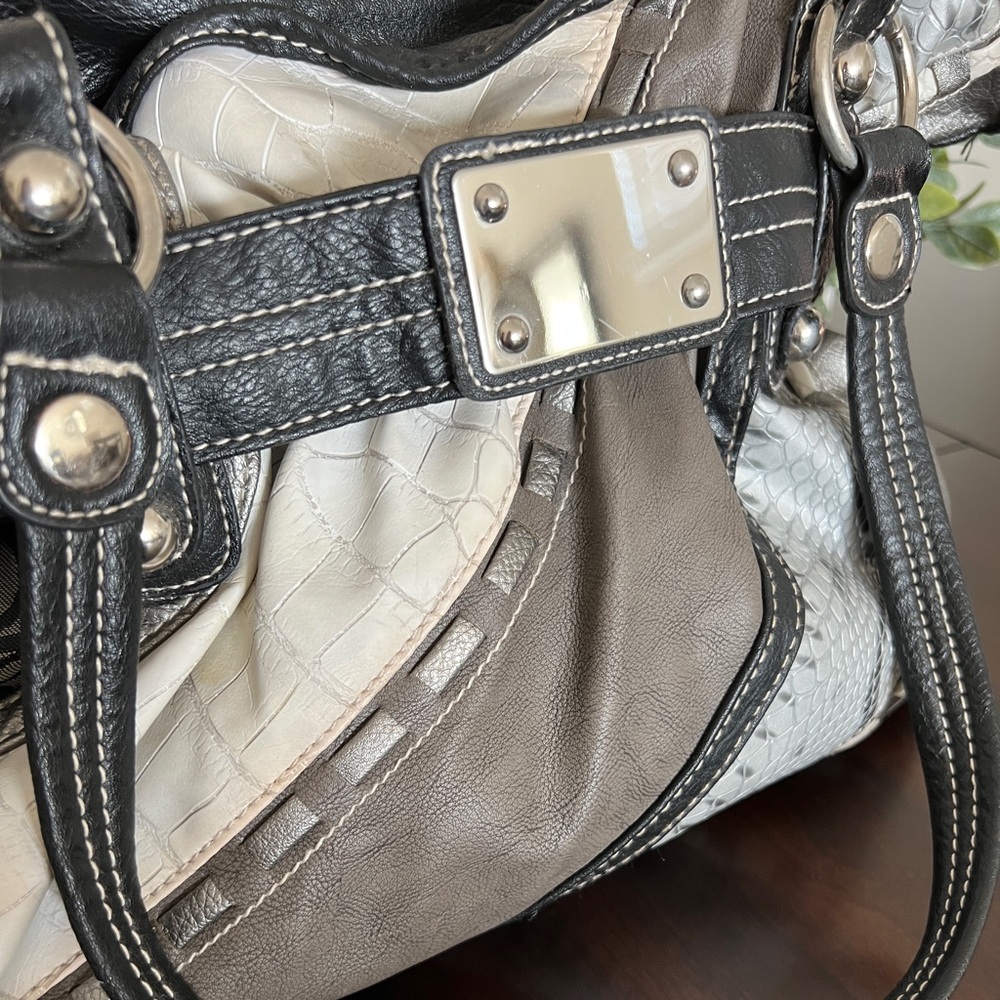 Purse - Picture 6 of 6